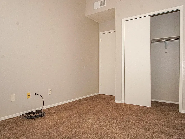 11024 Sunshine Ct — Photo 12