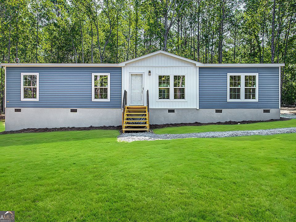 1st image of 140 B Lakeshore Dr