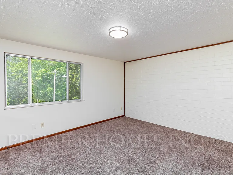 3716 Martindale Rd NE #F — Photo 19