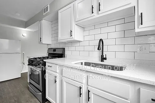61 N 21st St #J Photo 1