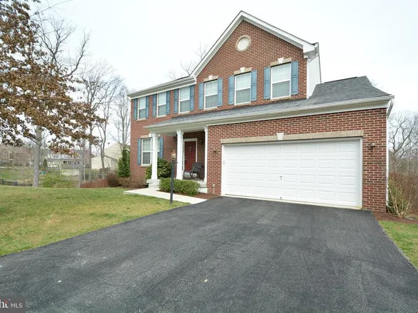 3324 Eagle Ridge Dr, Woodbridge, VA 22191