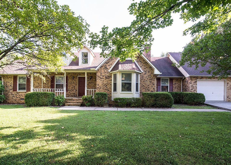 1st image of 405 Stonetree Dr