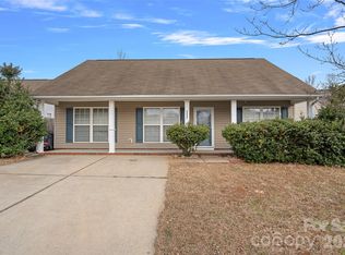 7117 Angela Marie Ct, Charlotte, NC 28215