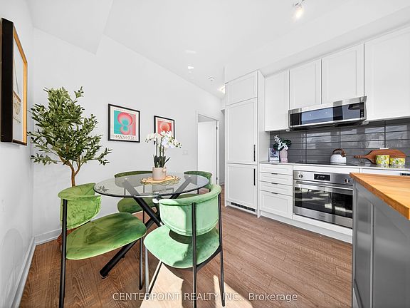 3rd image of 250 Lawrence Ave W #519