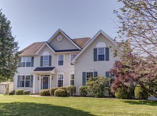 628 Patriot Ln, Phoenixville, PA 19460