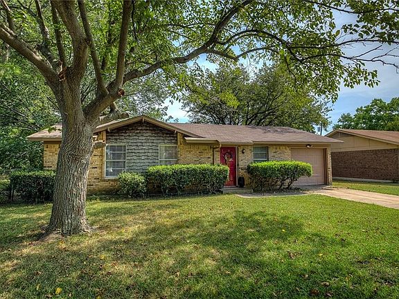 2nd image of 3011 Chaparral Dr