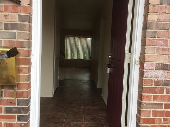 4th image of 634 Terrace Ln