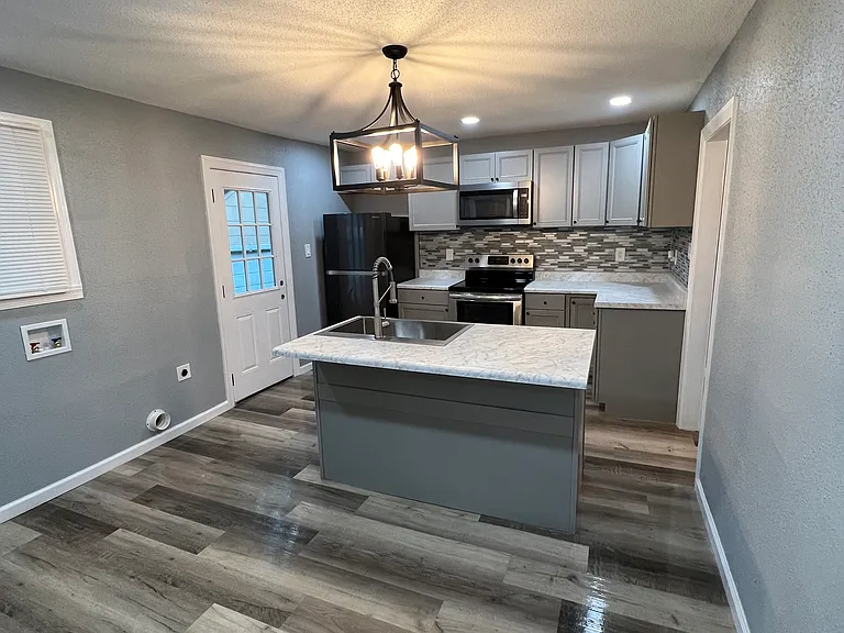 3859 Given Ave — Photo 6