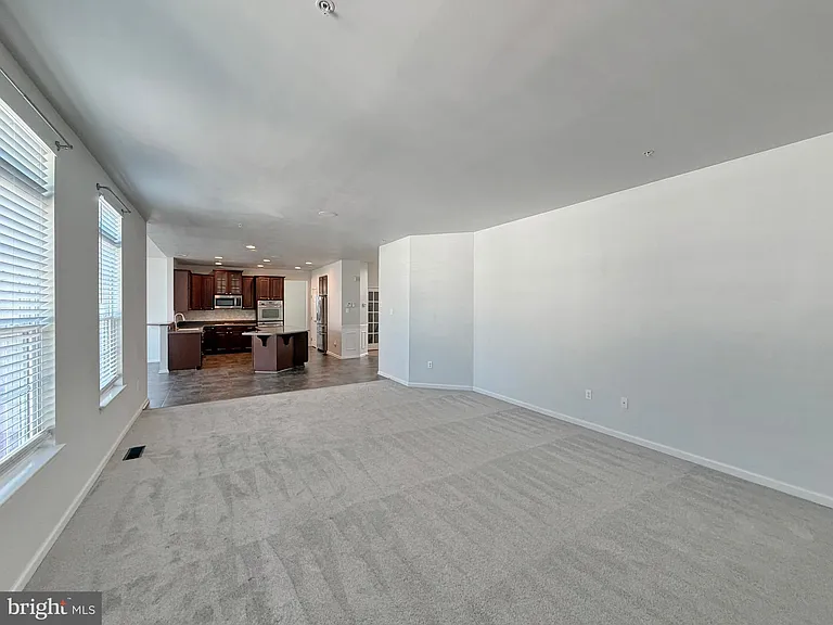 3429 Linden Grove Dr — Photo 30