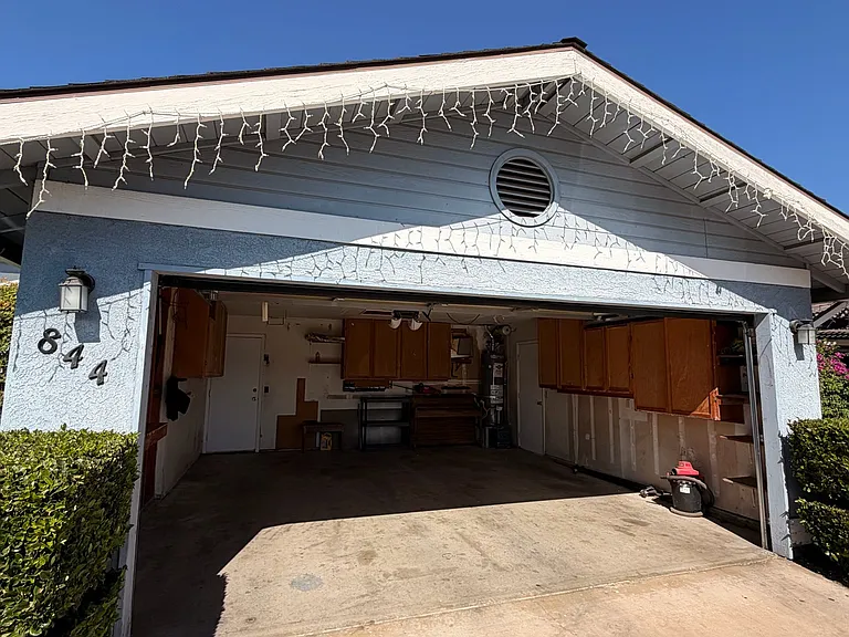 844 N Suzanne Ct — Photo 3