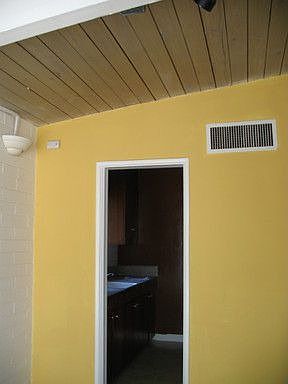 4th image of 2923 E 10th St