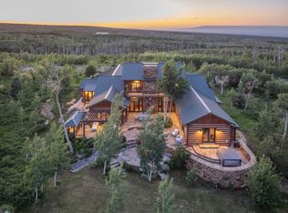 896 Birdsong Ln, Montrose, CO 81403