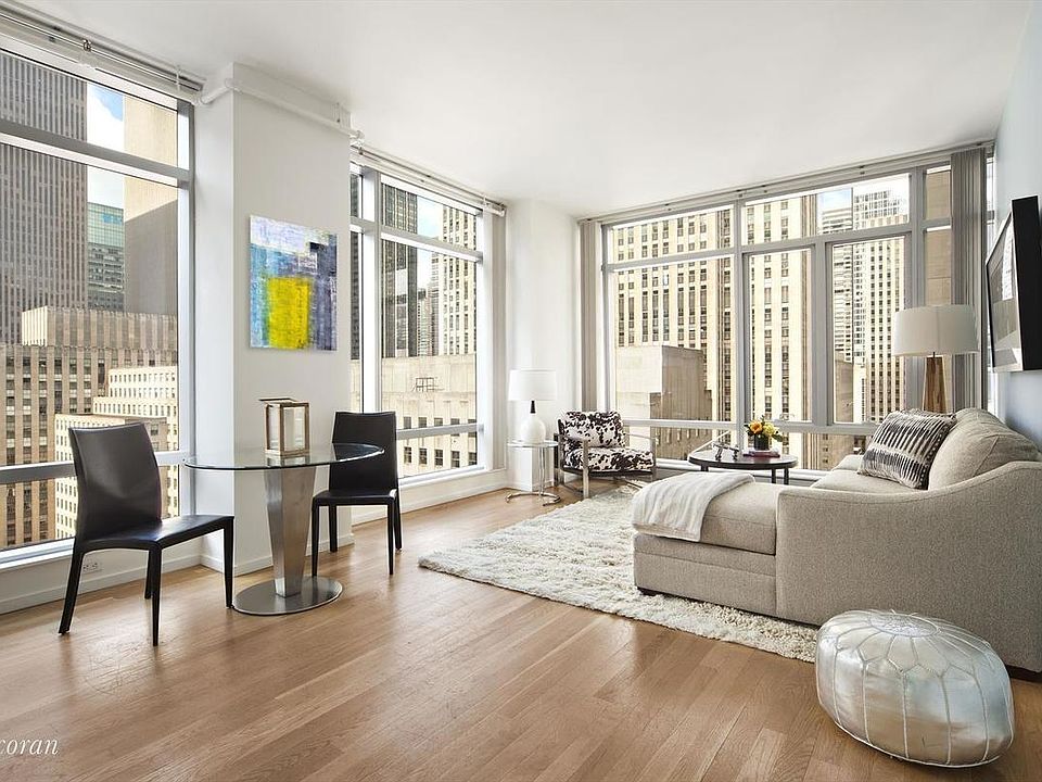 1st image of 18 W 48th St APT 20E