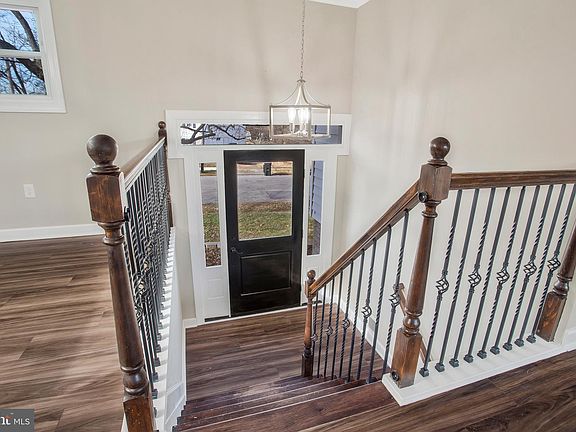 4th image of 7853 Twin Ridge Dr