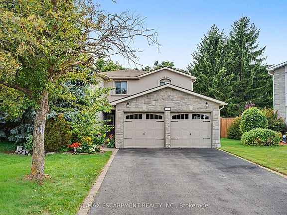 3rd image of 5172 Hidden Valley Ct