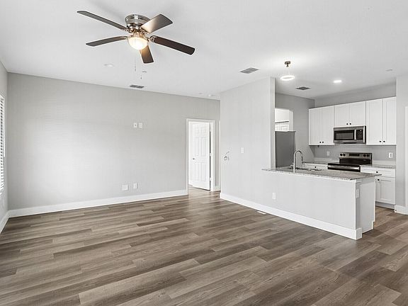 5th image of 330 E Burton Rd #46eb185a3
