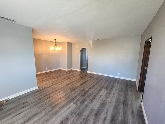 5th image of 21116 Denker Ave
