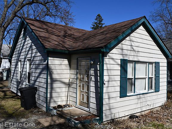 2nd image of 3026 Norcott Dr