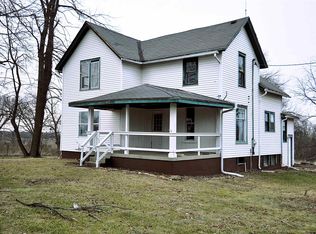 11909 Freeport Rd, Durand, IL 61024