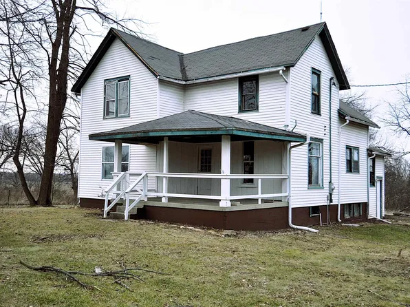 11909 Freeport Rd, Durand, IL 61024