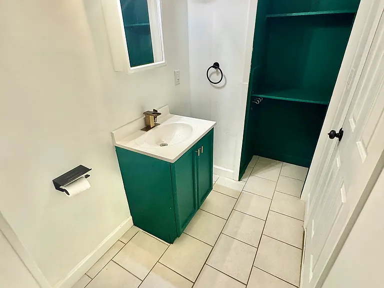 154 Lancaster St #1 — Photo 6