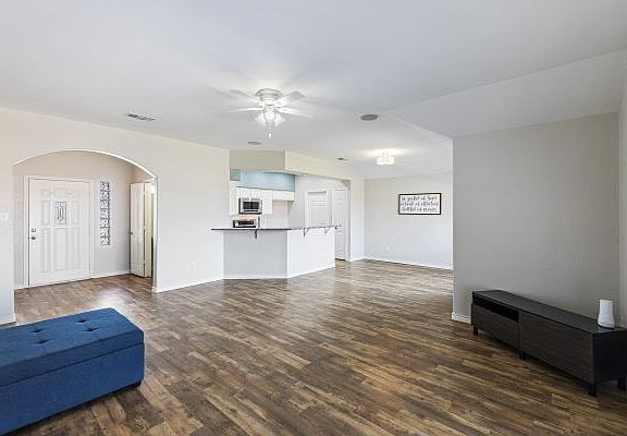 5th image of 15210 Main Royal Dr