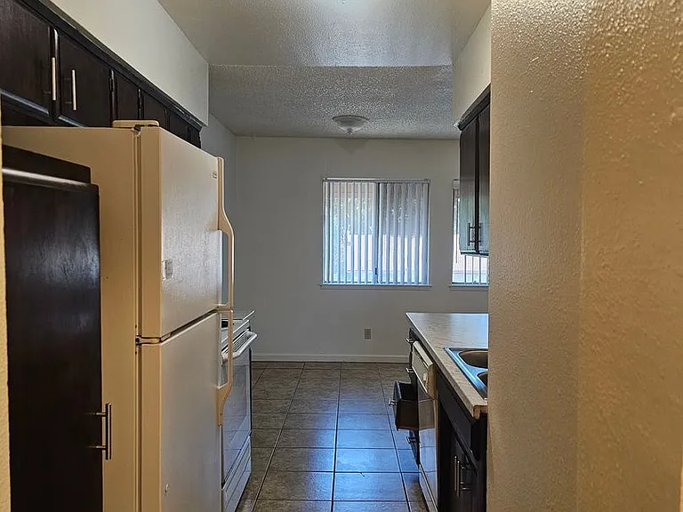 120 N Eaton Ave — Photo 19