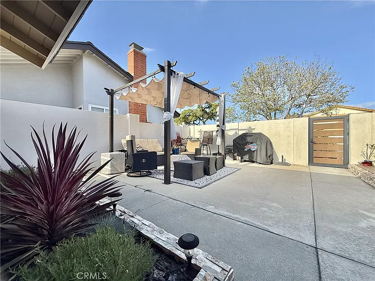 18413 Winslow Pl — Photo 21