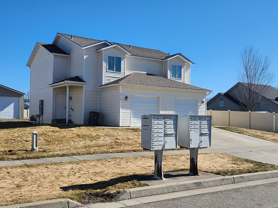 Front of Townhouse. Unit is on the left.