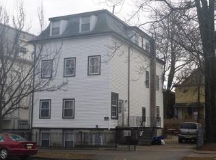 22 Remsen Ave, New Brunswick, NJ 08901