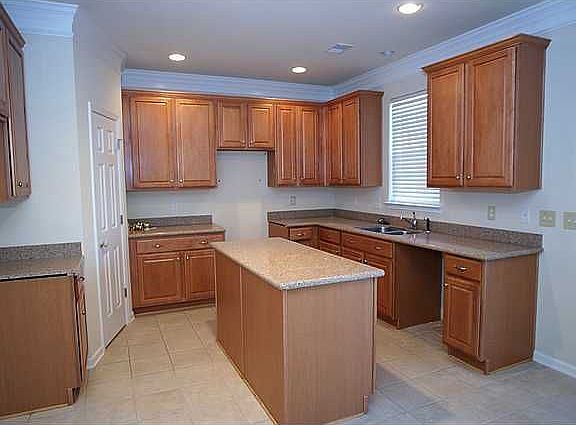 2nd image of 3336 Kirkwall Dr