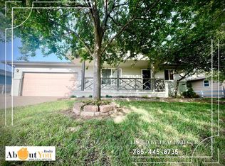107 Cindy Dr, Russell, KS 67665