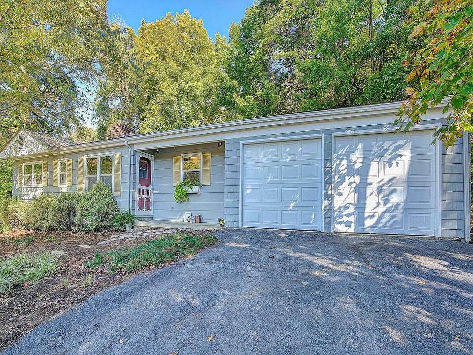 1st image of 1327 McCoy Cir