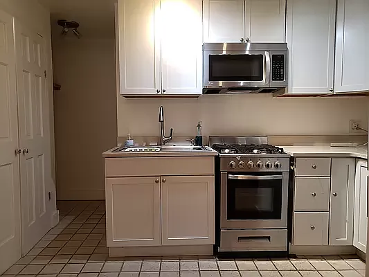 Rented by Brownstone Real Estate | media 7
