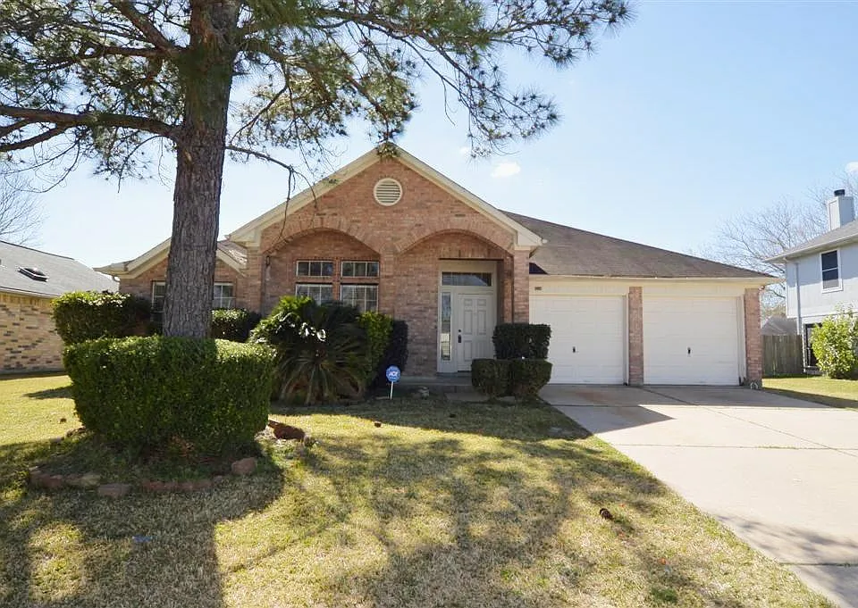 11514 Sagecreek Dr