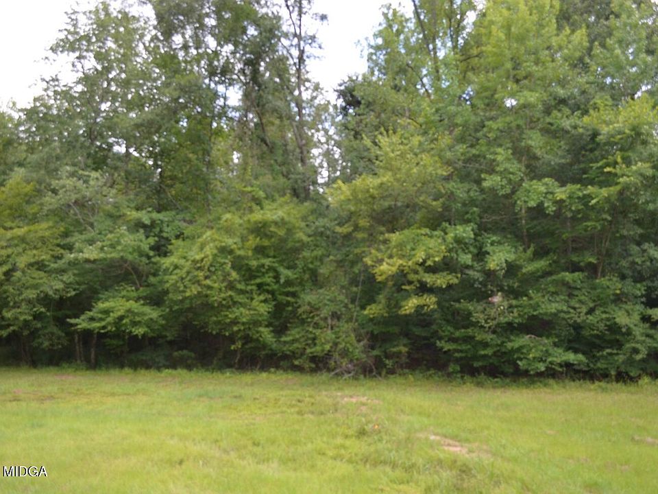 1st image of 13 Cardiff Dr