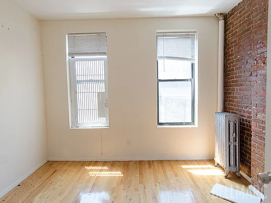 Rented by Bellmarc Realty | media 44