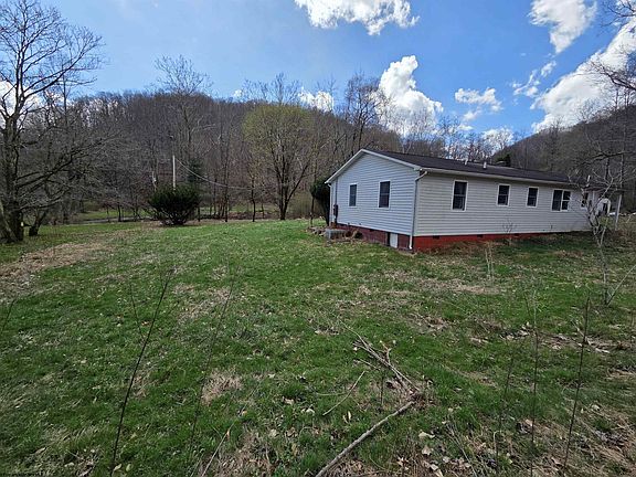 5th image of 144 Smoke House Rd