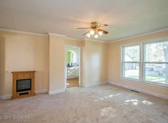 5th image of 532 Pleasant St