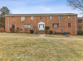 61 A Troy Dr, Springfield, NJ 07081