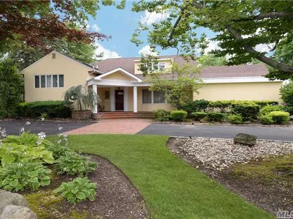 329 Pepperidge Rd, Hewlett, NY 11557