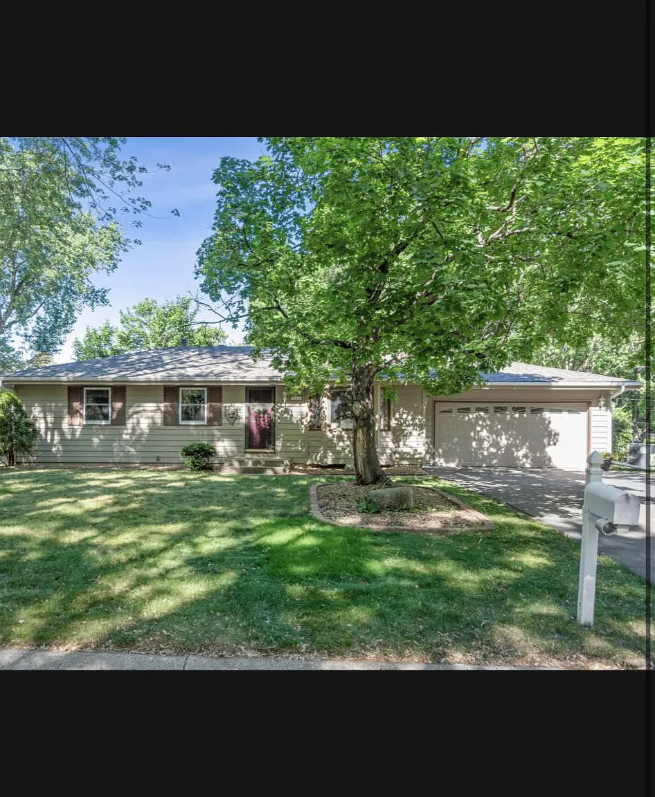 10216 Washburn Cir S — Photo 1