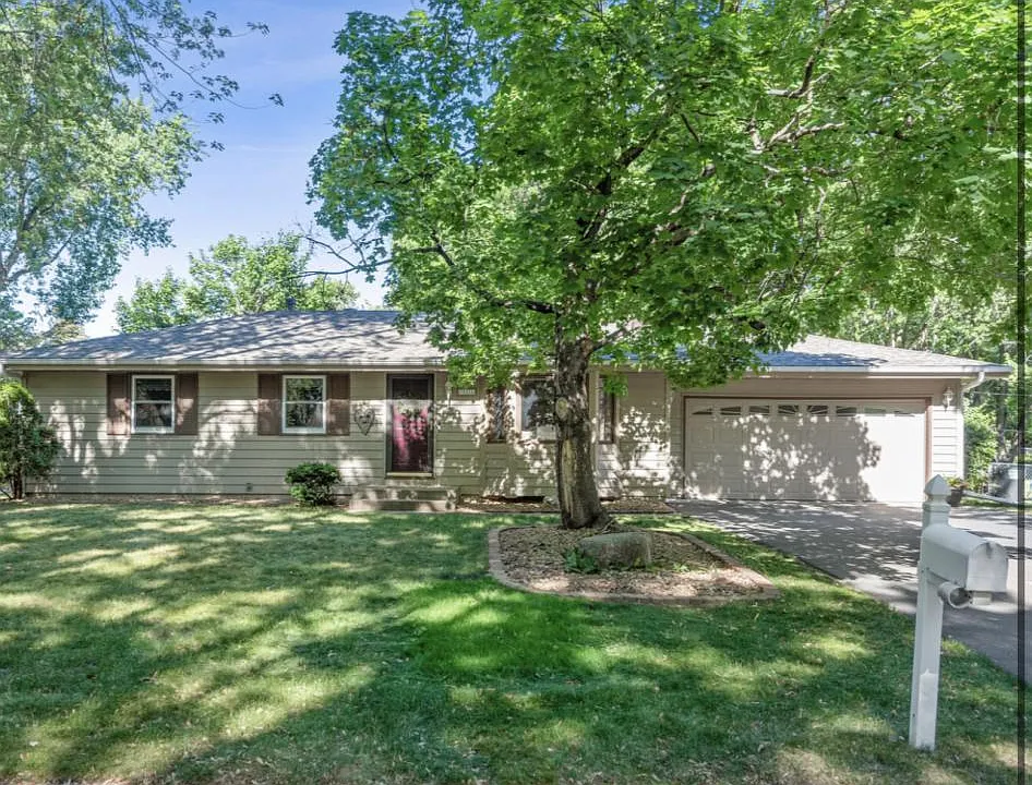 10216 Washburn Cir S