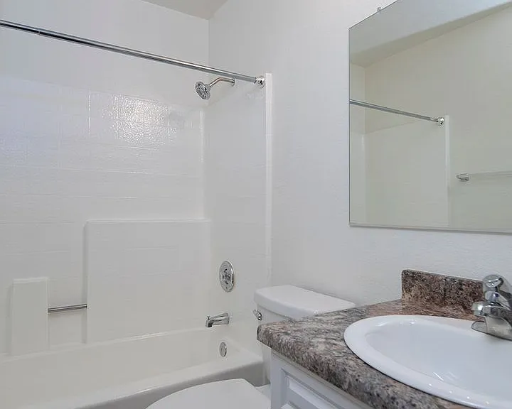 3639 South Bonita Street — Photo 9