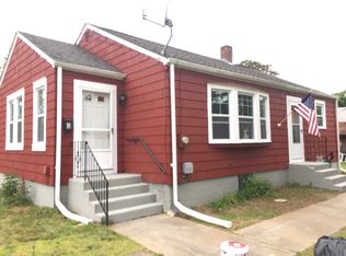 3 Pleasant St, Plainfield, CT 06374