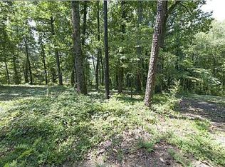 5760 Riverside Dr NW, Sandy Springs, GA 30327