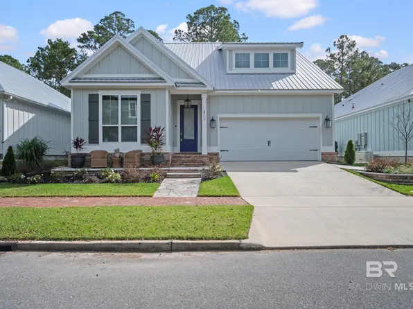 2711 Chastain St, Gulf Shores, AL 36542