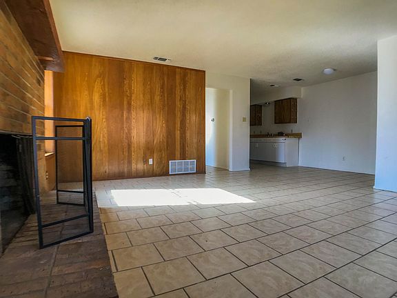 4th image of 7051 Crosstimbers Ln