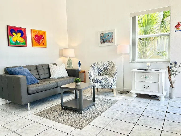 4532 Bougainvilla Dr #16 — Photo 7