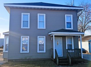 303 North St APT 1, Mazon, IL 60444